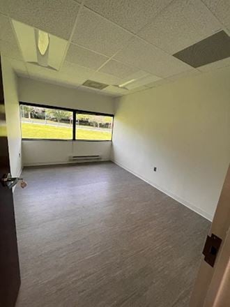 Oasis Office LLC - Piccard