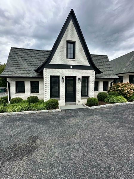 Retail space for Rent at 194 NY-17 in Tuxedo Park