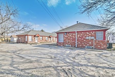 Photo of commercial space at 827 N Glendale St in Wichita