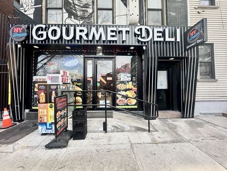 Retail space for Sale at 322 Union Ave in Brooklyn