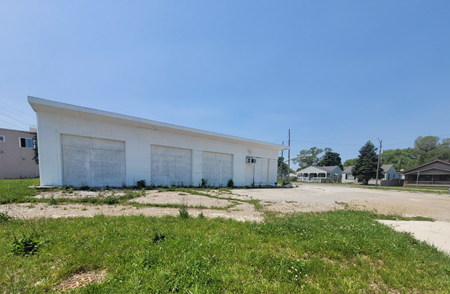 Photo of commercial space at 3041 - 3043 English Ave in Indianapolis
