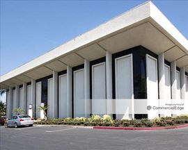 Tustin Financial Plaza - North & West Buildings