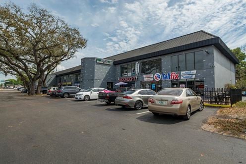 Amaby Plaza :: 2 Folios :: 25 Tenants :: 100% Occupied