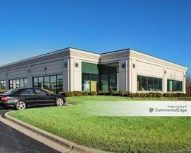 Randall Point Executive Center - 2130 Point Blvd