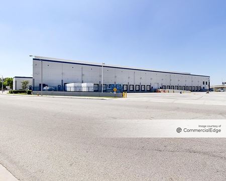 Photo of commercial space at 4901 Bandini Blvd in Vernon