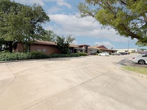 FREESTANDING OFFICE BUILDING IN EAST WICHITA
