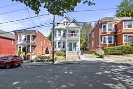 1105 Hutton St