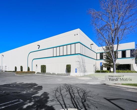 44901-44951 Industrial Drive