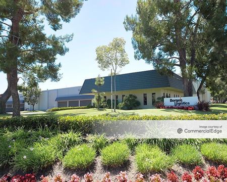 Industrial space for Rent at 15931 Commerce Way in Cerritos