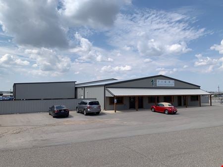 Commercial space for Sale at 401 Loomis Rd in Weatherford