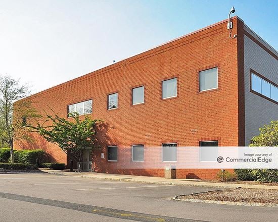 Brookside Office Park - 2 Edgewater Drive
