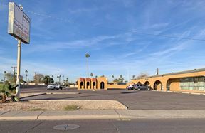 Retail property in Glendale, AZ