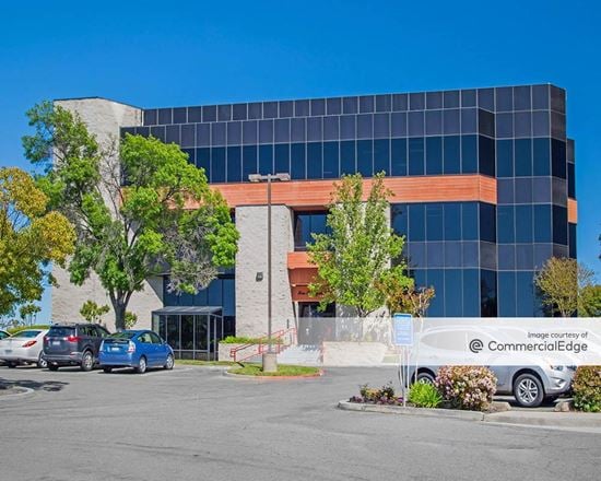 5 Sierra Gate Plaza