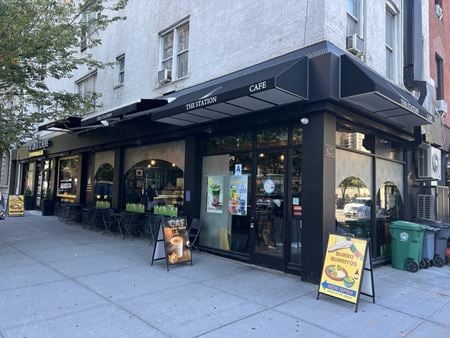 Retail space for Rent at 623 2nd Ave in New York