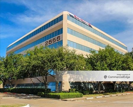 Office space for Rent at 2656 South Loop West in Houston