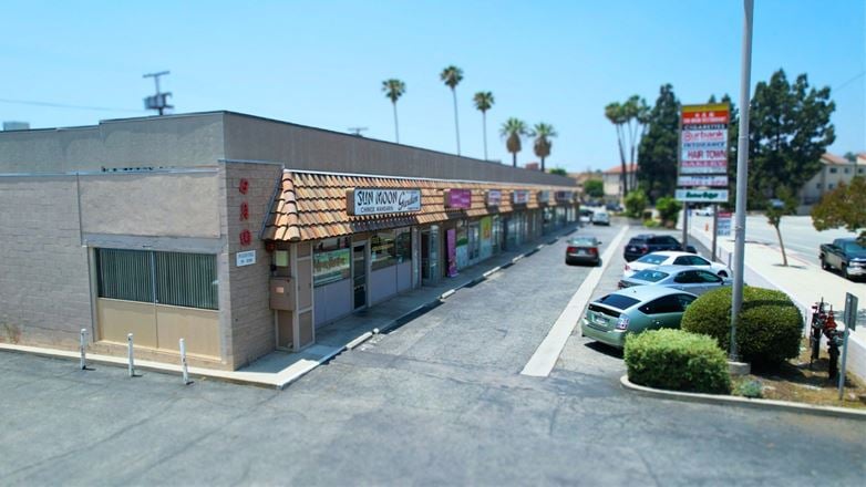 Burbank Plaza