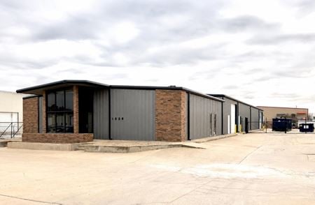 Industrial space for Rent at 1528 SE 27th St in Oklahoma City