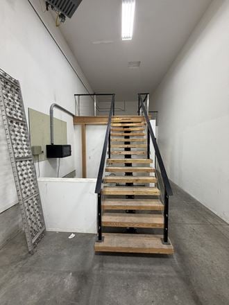 3606 E. Wellesley Ave