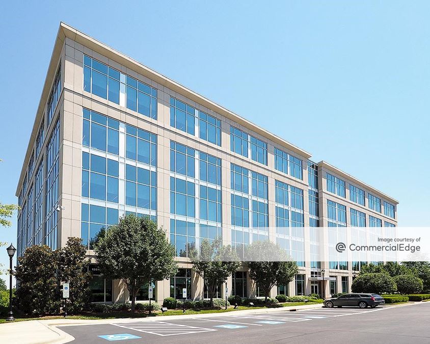 Ballantyne Corporate Park Sherrill Building 13510 Ballantyne