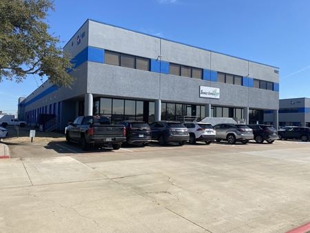 Industrial space for Rent at 1102 East Dallas Road in Grapevine