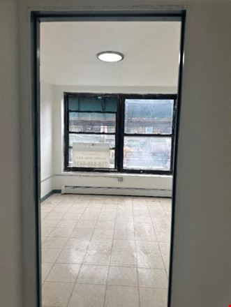 88-22 Roosevelt Ave Jackson Heights Retail Medical and Offices