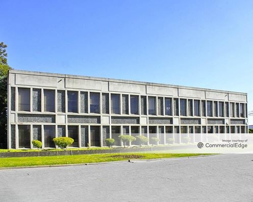 Oakland Airport Business Park