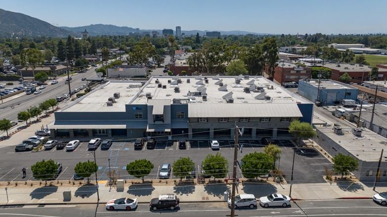 901 West Alameda