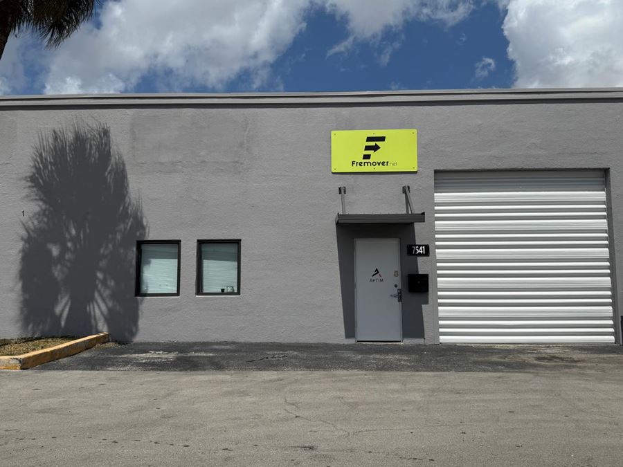 7736 NW 76th Avenue,