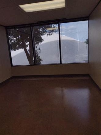 Workstyle Flexible Spaces - 7322-7324 Southwest Freeway