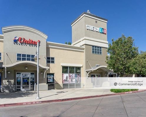 The Washington West Medical Center & Shops at Washington West