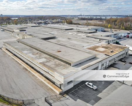 Industrial space for Rent at 5107 North Point Blvd in Baltimore
