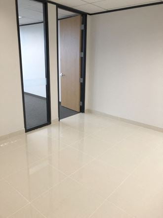 Workstyle Flexible Spaces - 8330-8360 Lyndon B Johnson Fwy