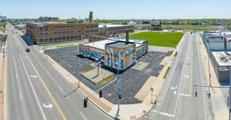 Retail space for Sale at 1611 Monroe Street in Toledo