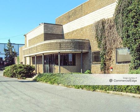 Commercial space for Rent at 999 Jersey Avenue in New Brunswick