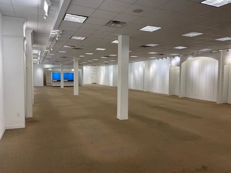 0146     Space Photo Gallery 5