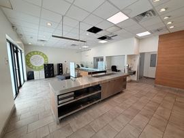 Turn-Key Restaurant Opportunity in High-Traffic Dunkin’ Donuts Plaza