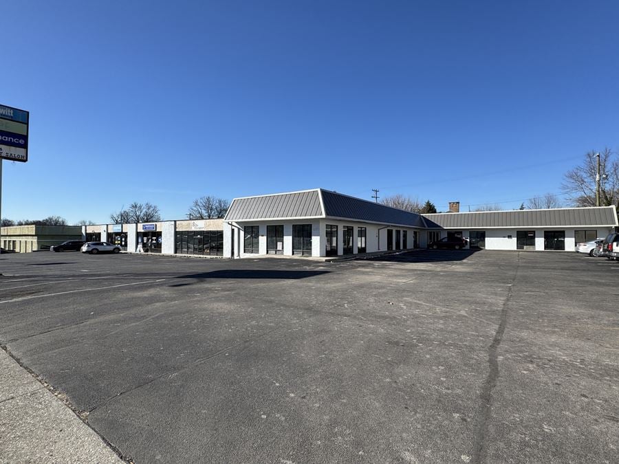 2115 E Magnolia Ave-Retail Center