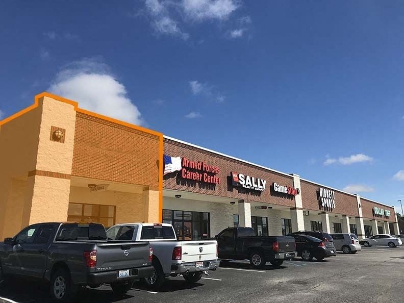 For Lease - Walmart Shadowed Strip Center End Cap