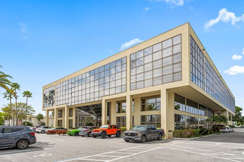 631 US Highway 1  Unit 305