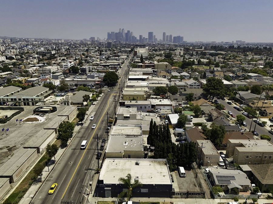 PICO MIXED USE RETAIL-RESIDENTIAL