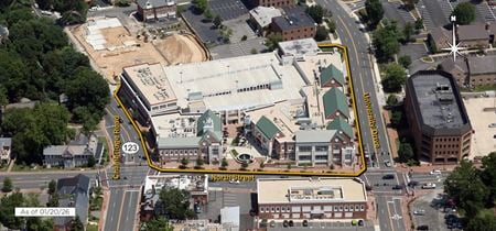 Retail space for Rent at 3950 University Dr in Fairfax
