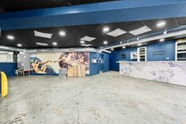 Retail / Restaurant