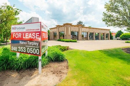 Retail space for Rent at 6005 Highland Road in Waterford Township
