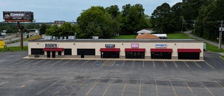 Retail space for Sale at 2021 Brandon Road in Bryant