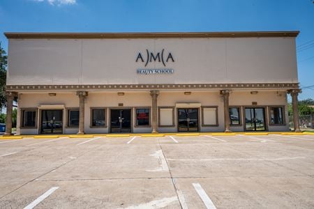 Retail space for Rent at 1912-1916 South Main Street in McAllen