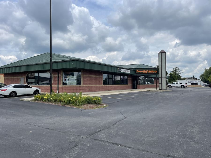 1610 EASTERN AVE, Plymouth, WI | Retail Building