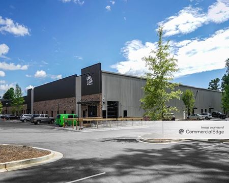 Photo of commercial space at 150 Huddleston Road in Peachtree City