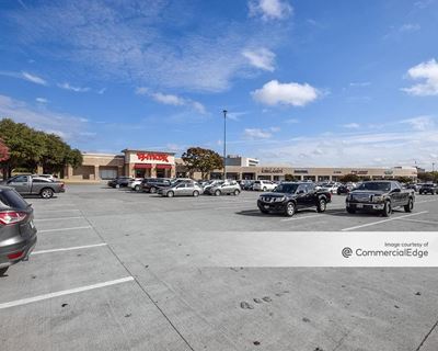 Overton Park Plaza