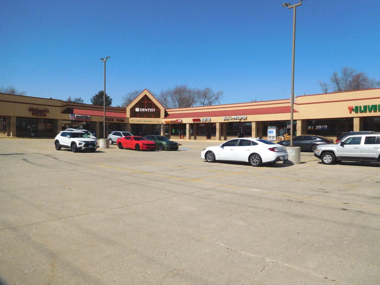 2405 Essington Rd, Joliet, IL 60435
