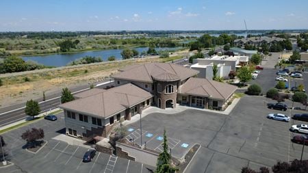Photo of commercial space at 1355 Columbia Park Trl in Richland